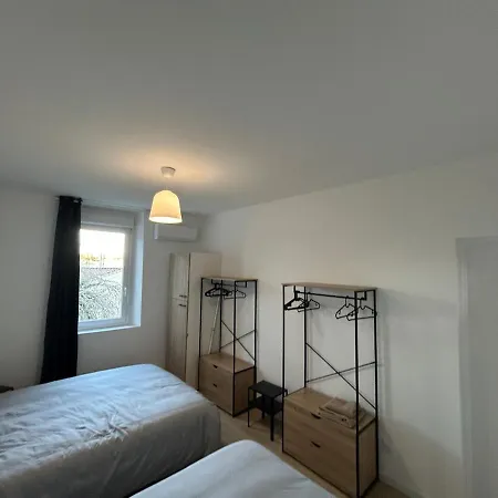 Appartamento Modern & Bright Apartment, Comforts *