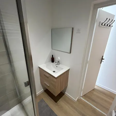 Appartamento Modern & Bright Apartment, Comforts